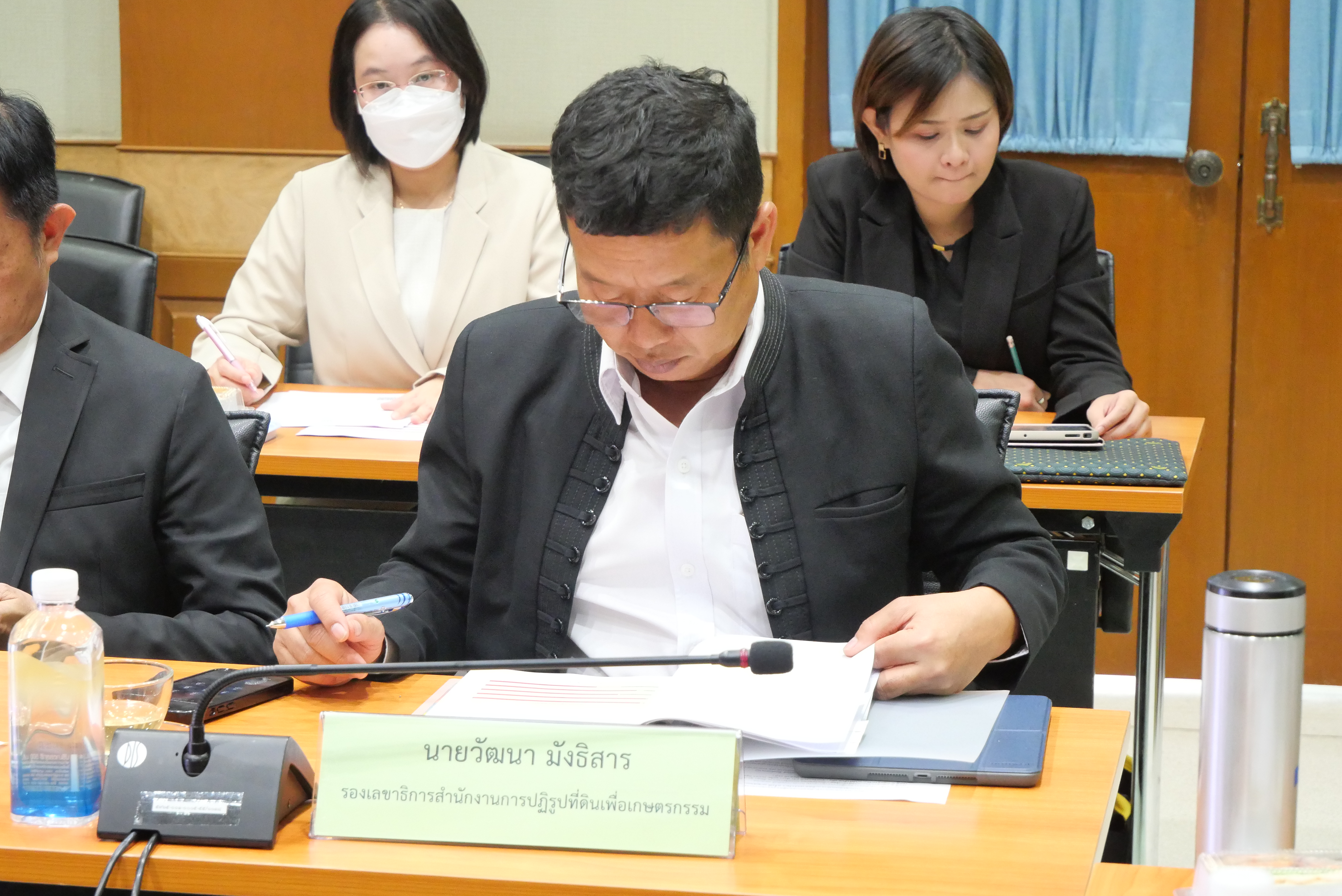 title - ประชุมคณะทำงานติดตามเร่งรัดการใช้จ่ายเงินงบประมาณประจำปีงบประมาณ พ.ศ. 2569 ของสำนักงานการปฏิรูปที่ดินเพื่อเกษตรกรรม ครั้งที่ 8/2568